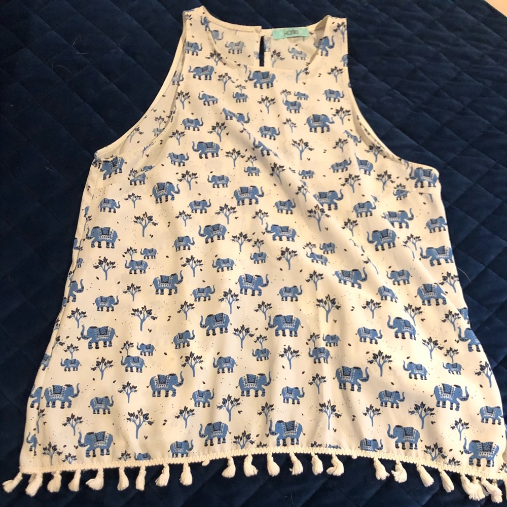 Split back patterned tank with tassel detail